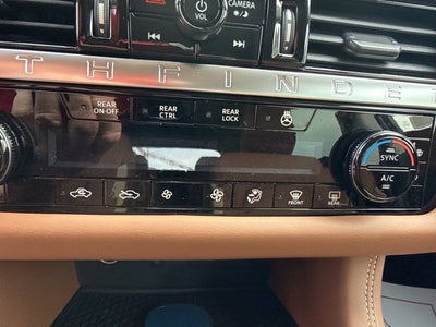 2026 Nissan Pathfinder Platinum