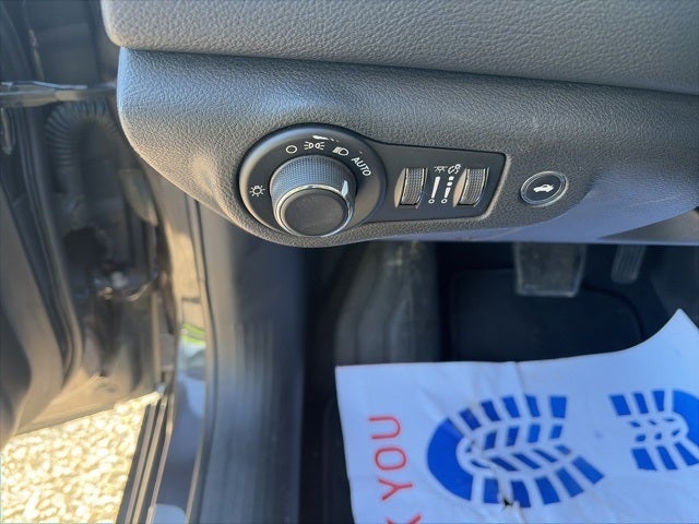 2017 Chrysler 200 Limited