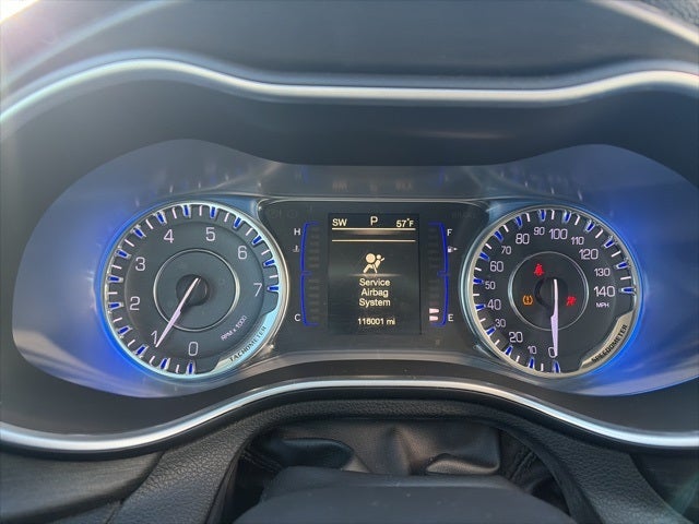 2017 Chrysler 200 Limited