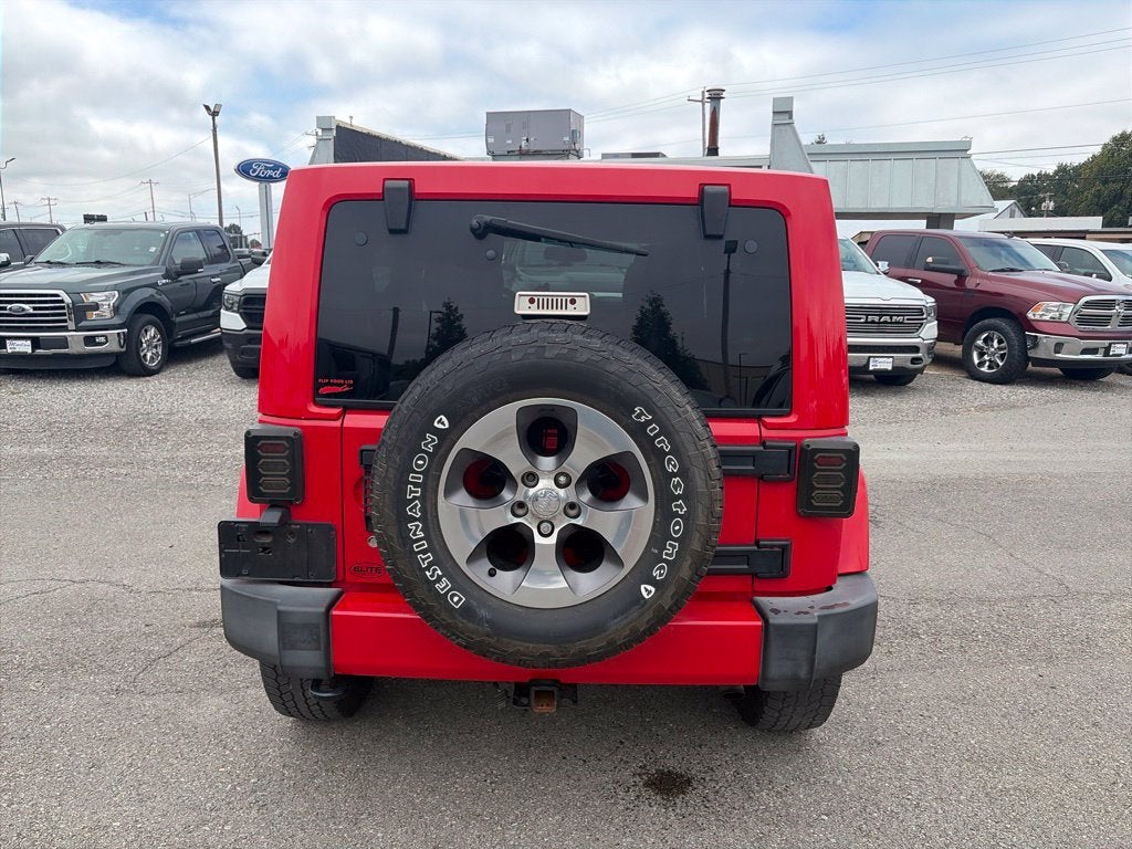 2016 Jeep Wrangler Unlimited Sahara