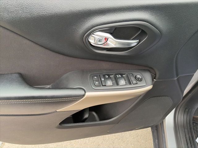 2018 Jeep Cherokee Latitude