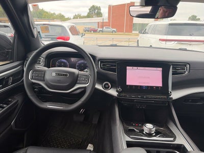 2023 Jeep Wagoneer Series II