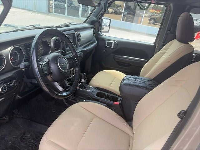 2020 Jeep Gladiator Sport