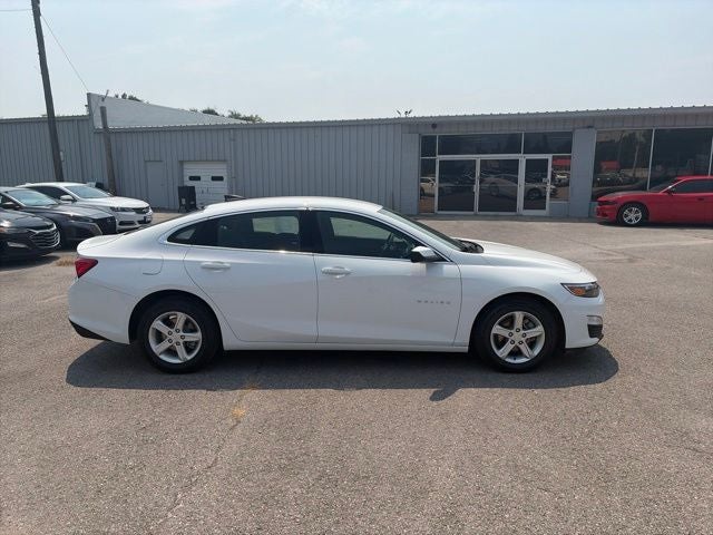 2024 Chevrolet Malibu LS 1FL
