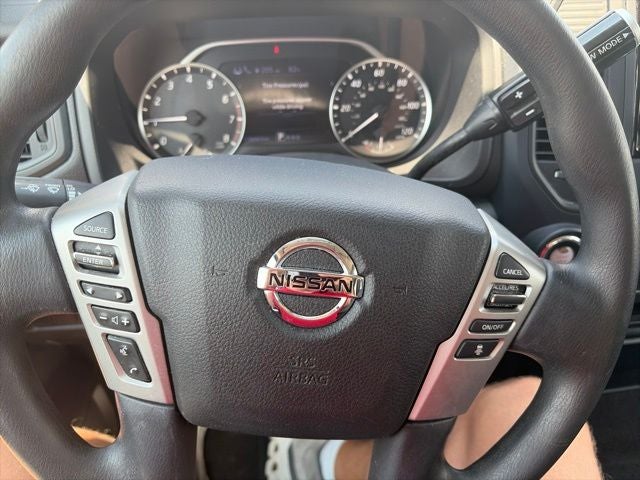 2022 Nissan Titan SV