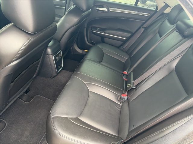 2021 Chrysler 300 Touring