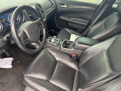 2021 Chrysler 300 Touring