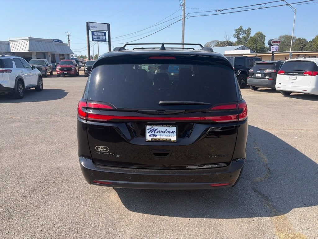 2025 Chrysler Pacifica Limited