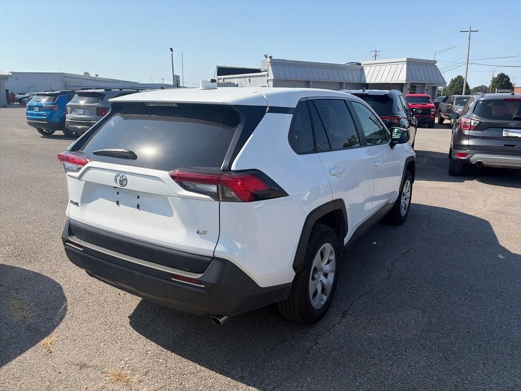 2025 Toyota RAV4 LE