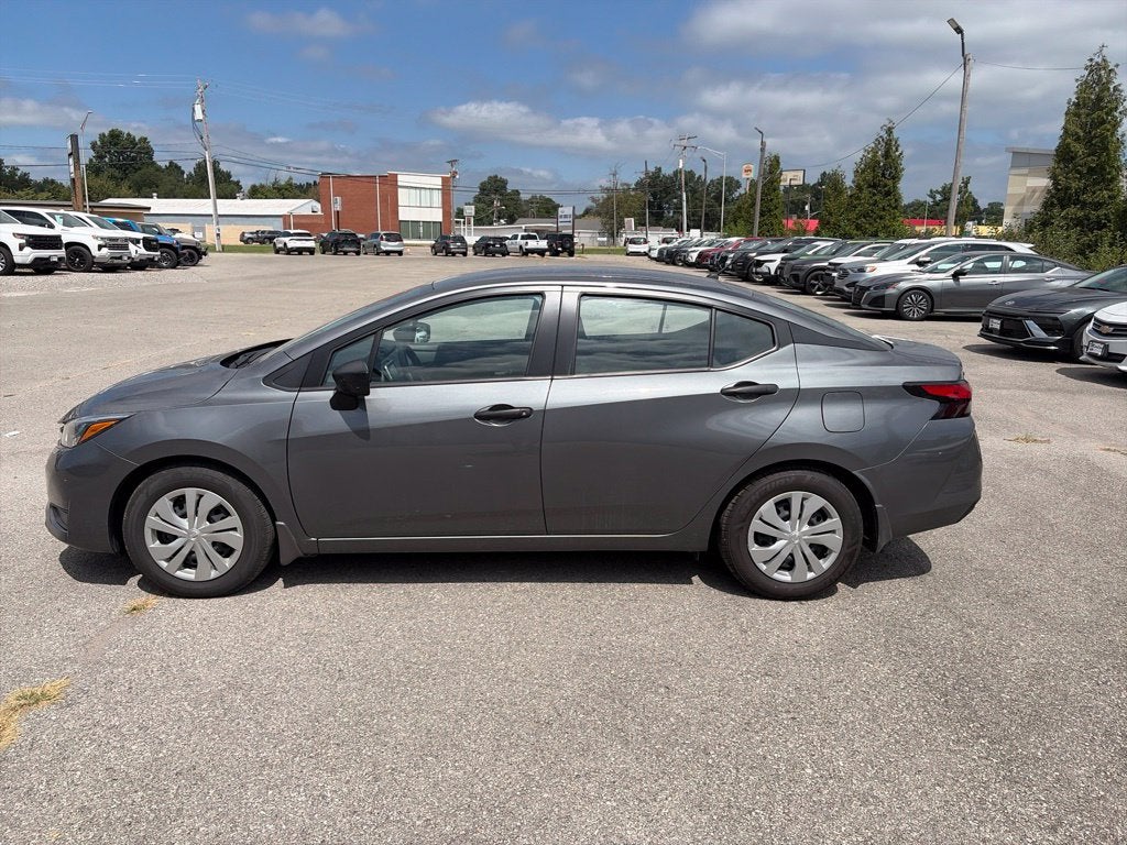2025 Nissan Versa 1.6 S