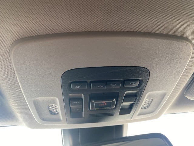 2023 Toyota Camry Hybrid XSE