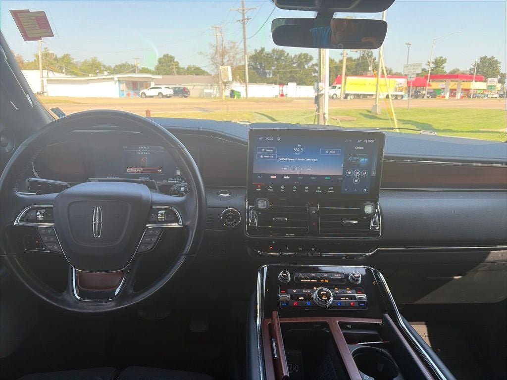 2023 Lincoln Navigator L Reserve