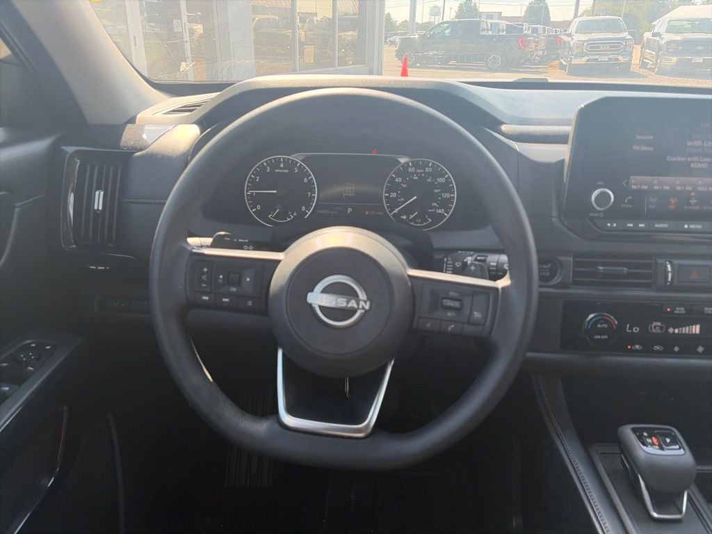 2025 Nissan Pathfinder S