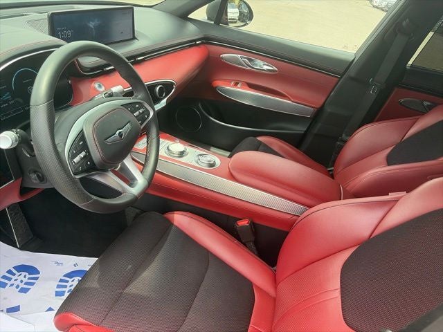 2024 Genesis GV70 2.5T