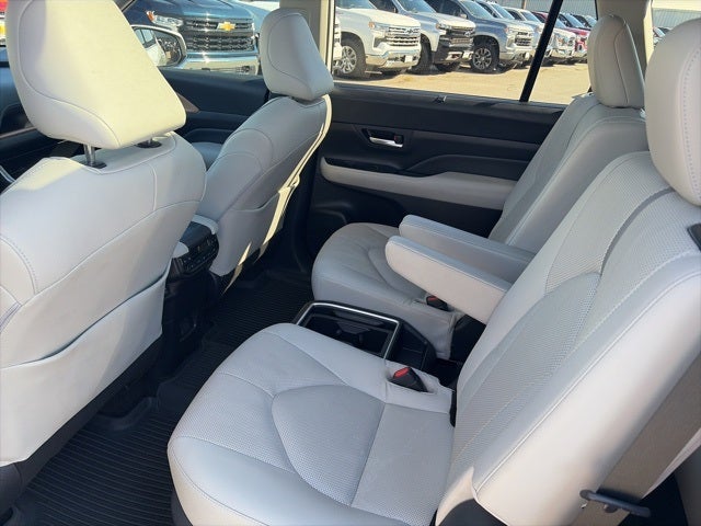 2024 Toyota Grand Highlander Platinum