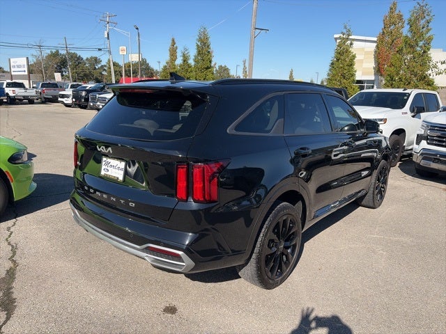 2022 Kia Sorento SX