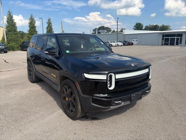 2023 Rivian R1S Adventure