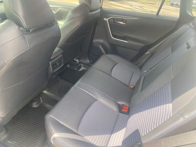 2019 Toyota RAV4 Hybrid XSE