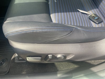 2019 Toyota RAV4 Hybrid XSE