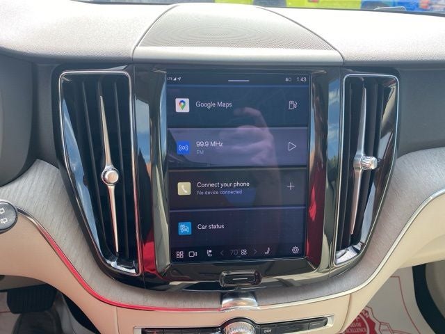 2023 Volvo XC60 B5 Plus Bright Theme