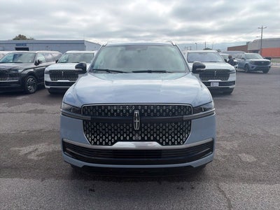 2027 Lincoln Navigator Premiere