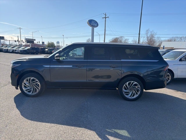 2026 Lincoln Navigator L Reserve