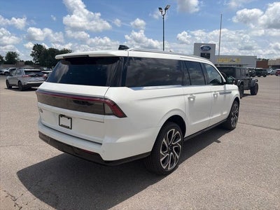 2026 Lincoln Navigator L Reserve