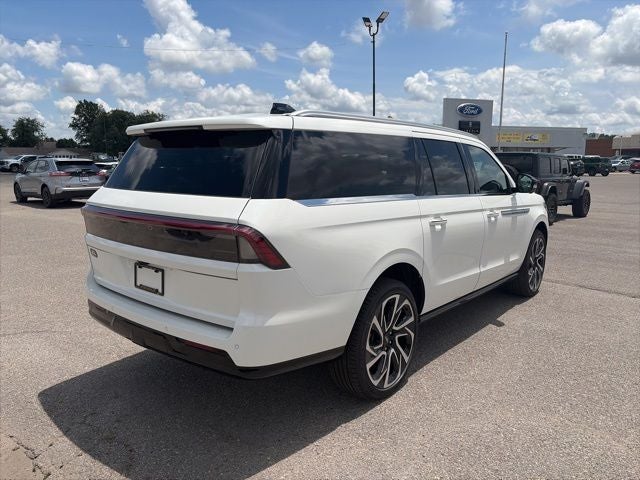 2026 Lincoln Navigator L Reserve