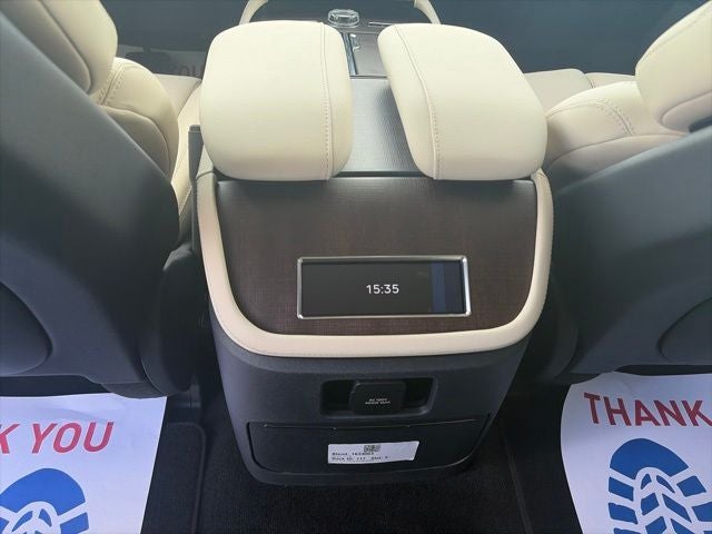 2027 Lincoln Navigator L Reserve