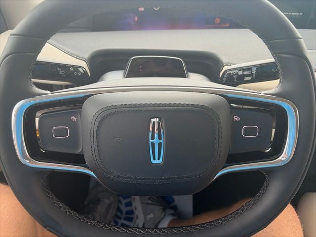 2027 Lincoln Navigator L Reserve